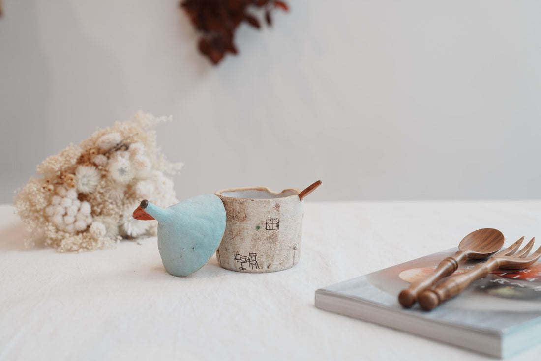 Akemi Suzuki 鈴木明美 - Blue Salt/Sugar Jar AS01a