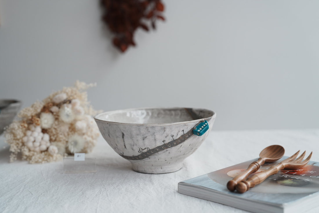 Akemi Suzuki 鈴木明美 - Blue Car Ramen Bowl - 18cm AS14b