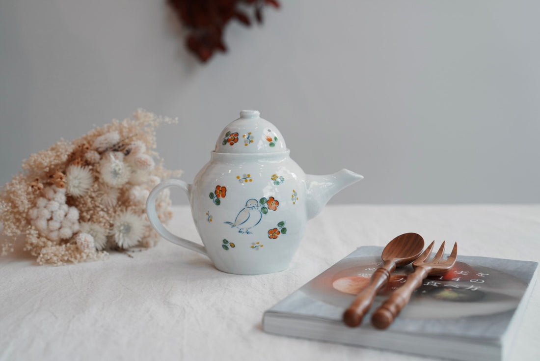 TATA Pottery Studio 田中大輝 & 田边桂- Porcelain Teapot TP17 #1