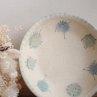 Zing Studio Hand-made Round Plate - Tiny Face