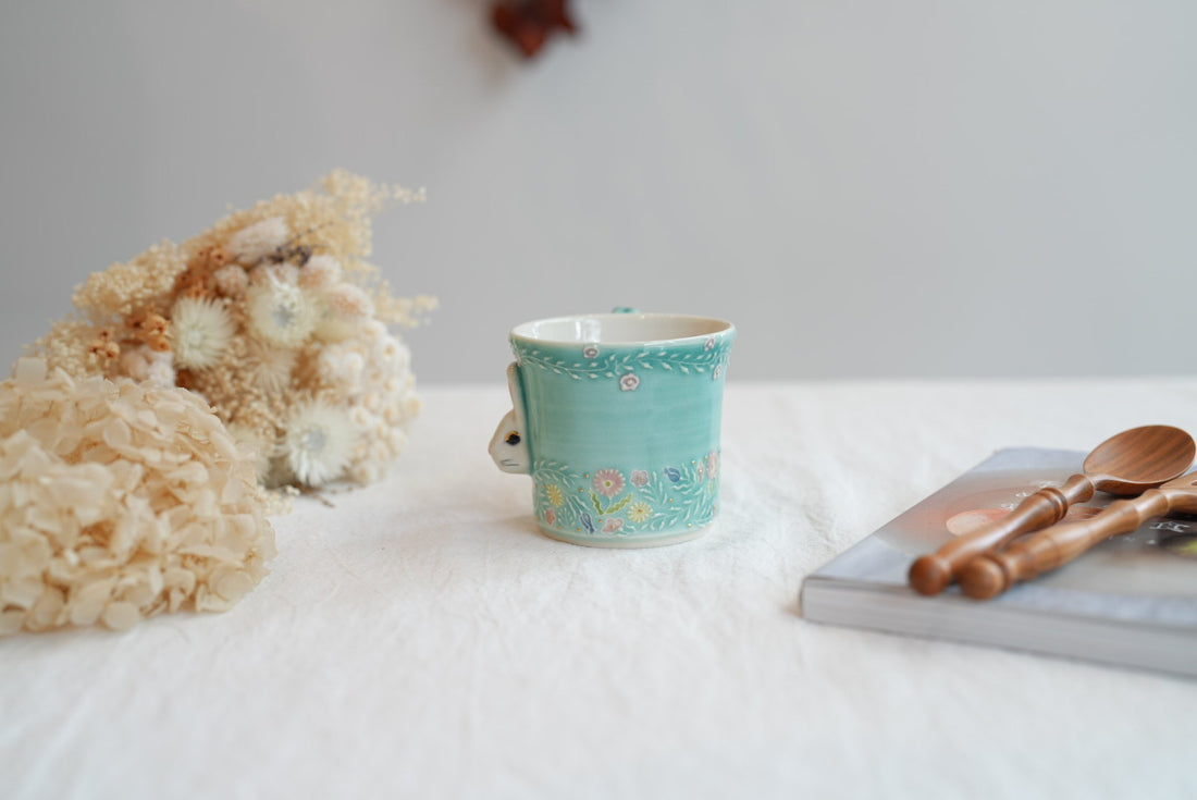 Kimiko Yamamoto 山本貴美子 - Bunny Mug KY02