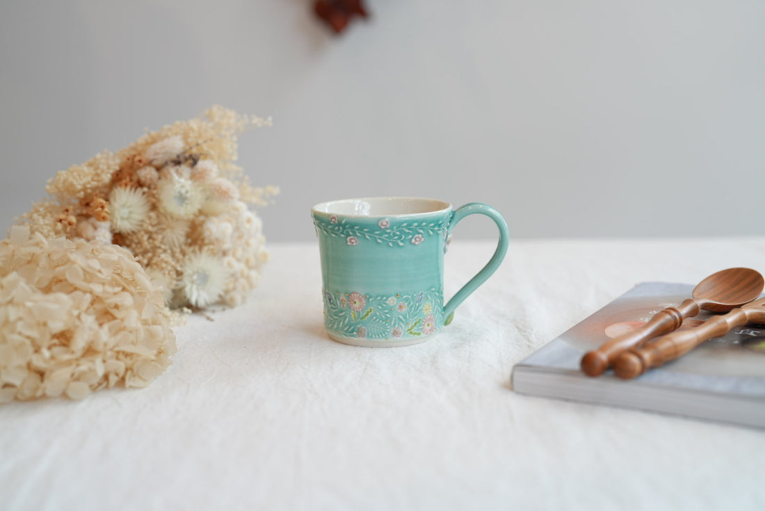 Kimiko Yamamoto 山本貴美子 - Bunny Mug KY02