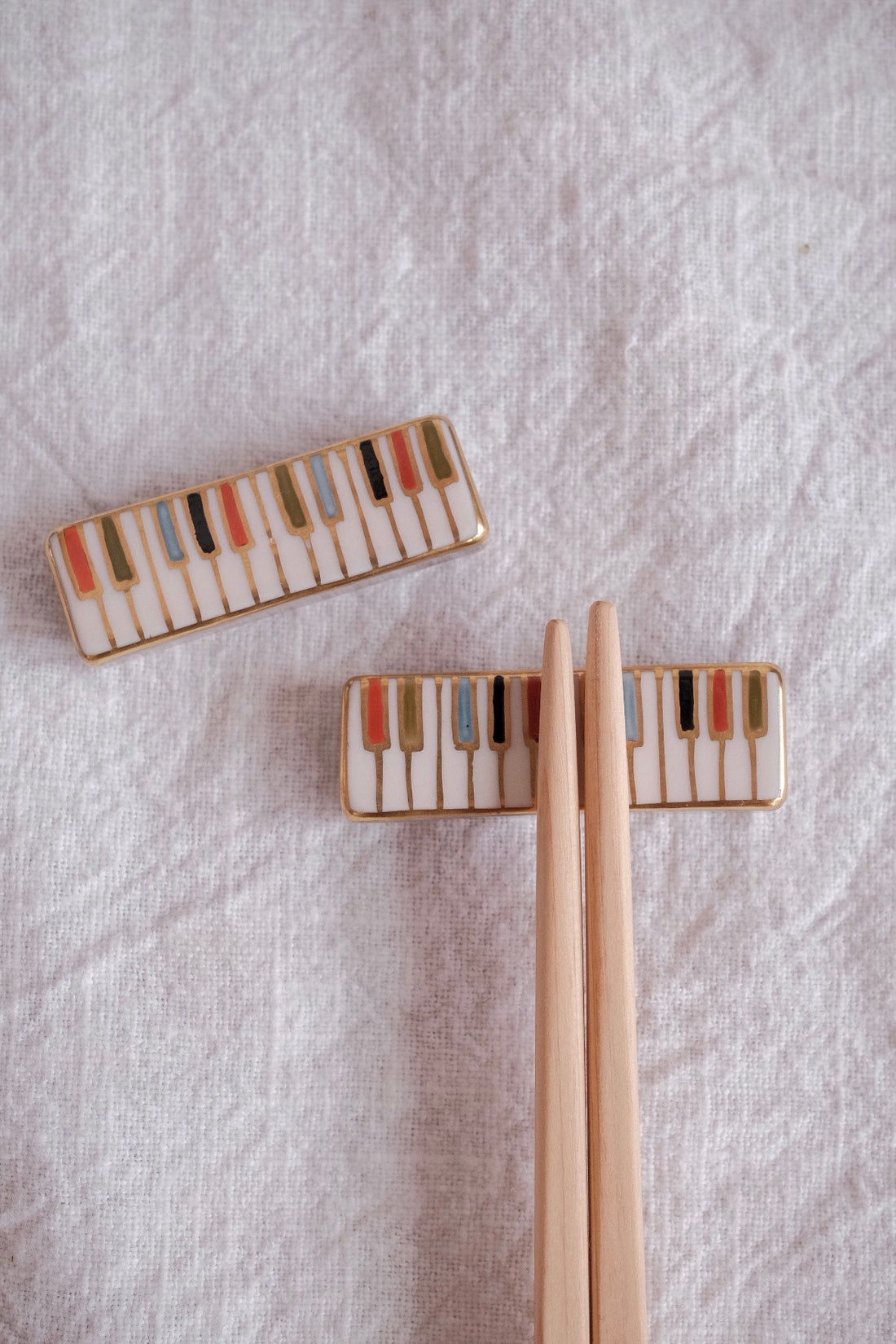 Natsumi Iino 飯野夏實 Chopstick Rest NI022