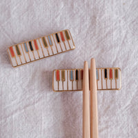 Natsumi Iino 飯野夏實 Chopstick Rest NI022