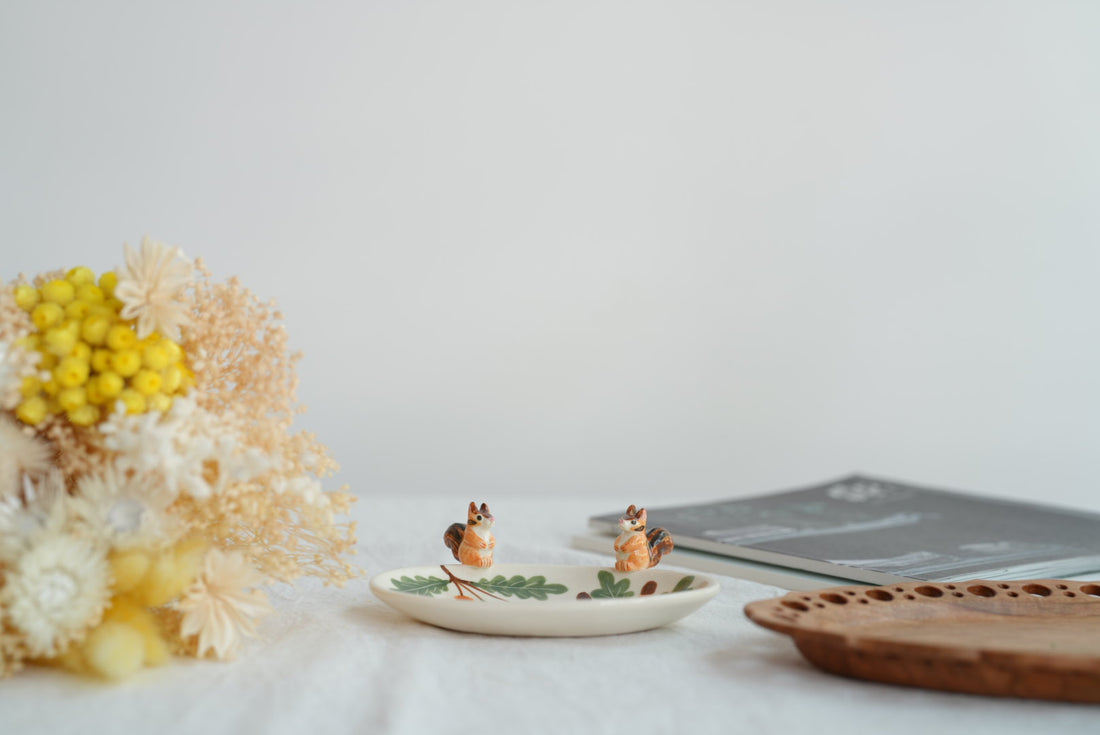 Sugar Poppo Saucer - Pinecone SP23