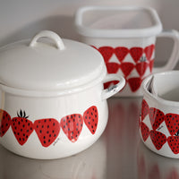 Plune Enamel Two-Handed Pot - Strawberry
