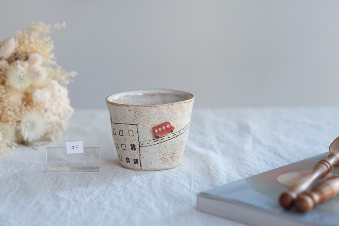 Akemi Suzuki 鈴木明美 - White Wall Collection Free Cup AS25