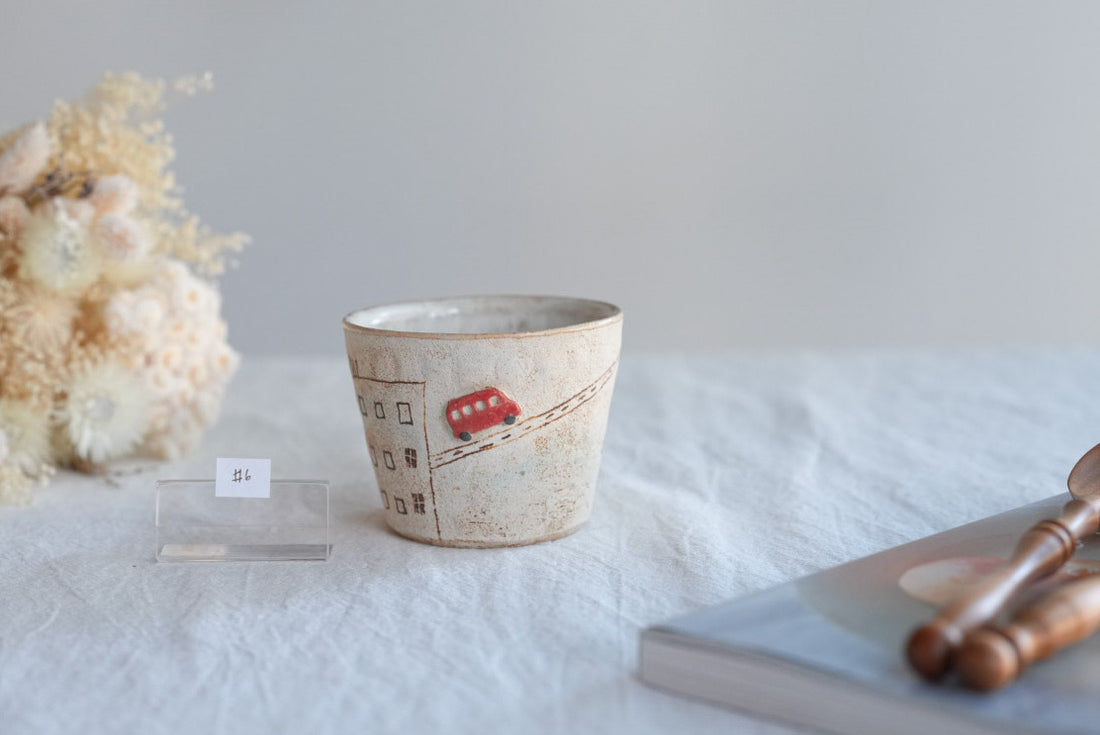 Akemi Suzuki 鈴木明美 - White Wall Collection Free Cup AS25