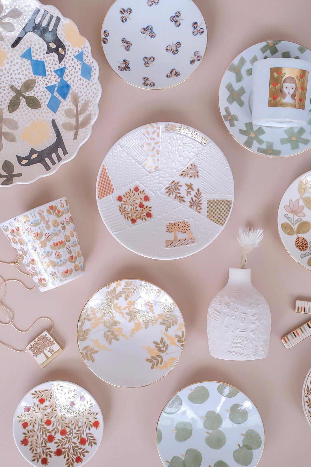 Natsumi Iino 飯野夏實 Round Plate NI007