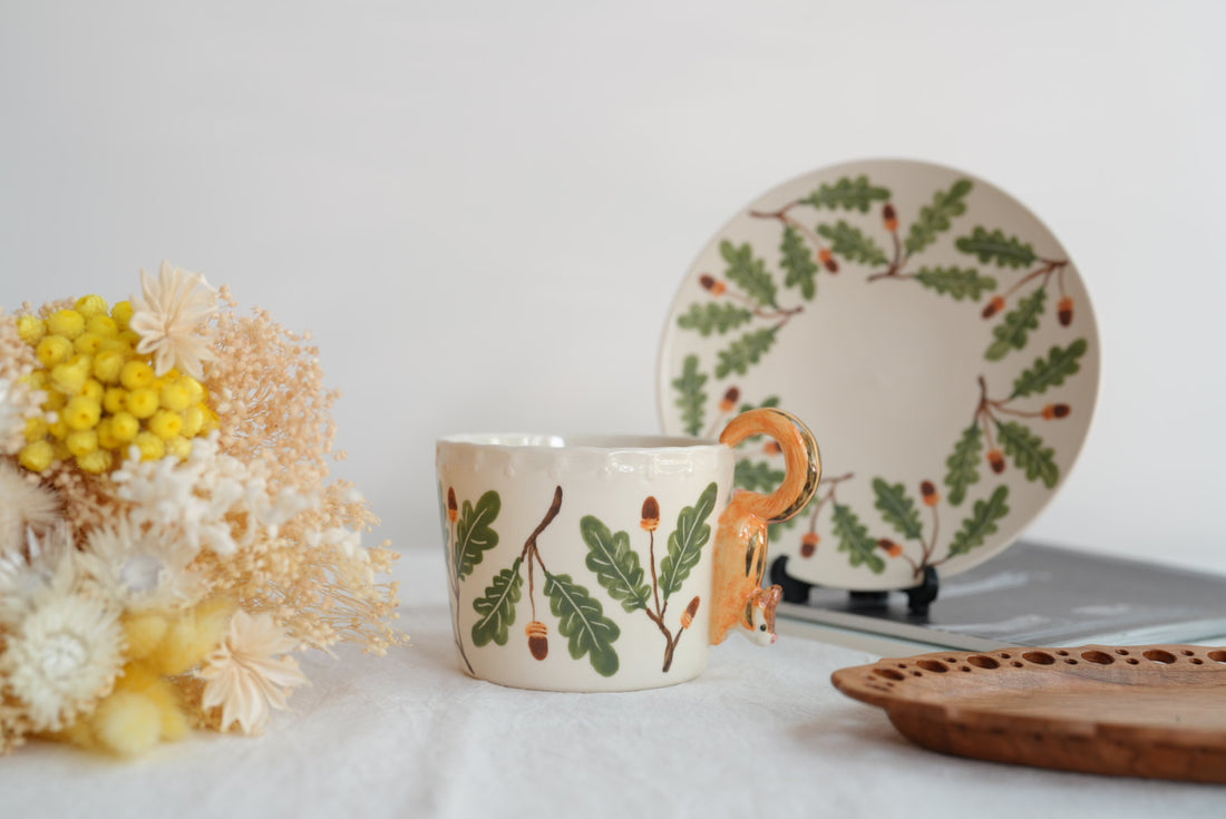 Sugar Poppo Straight Mug with Saucer - Pinecone SP19