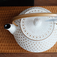 IWACHU Iron Teapot - White Gold - Dots Pattern