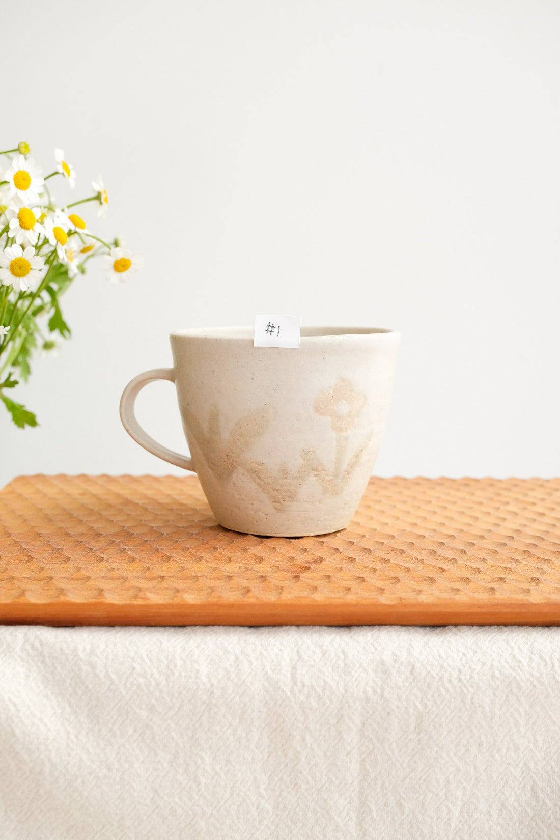 Makiko Okizawa 冲澤真纪子- Spring Mug MA01