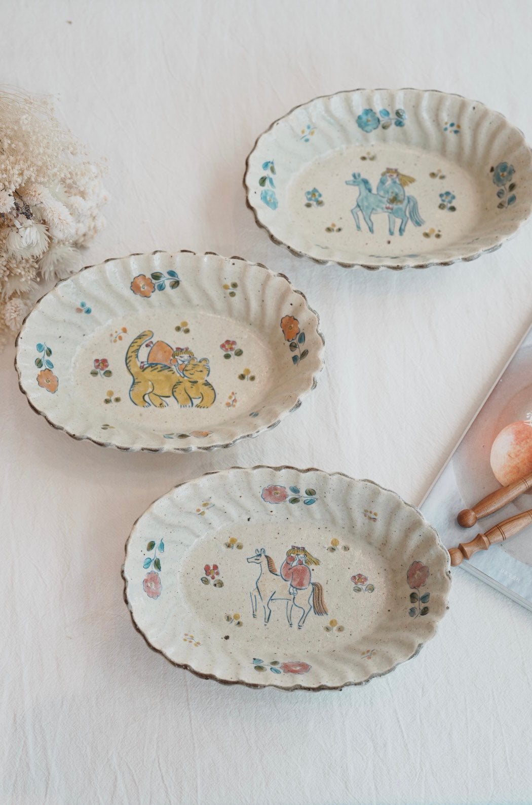 TATA Pottery Studio 田中大輝 & 田边桂- Slip Oval Bowl TP10 #3