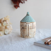 Akemi Suzuki 鈴木明美 - White Wall Collection Teapot AS24