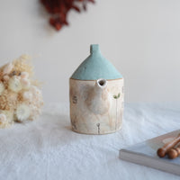 Akemi Suzuki 鈴木明美 - White Wall Collection Teapot AS24
