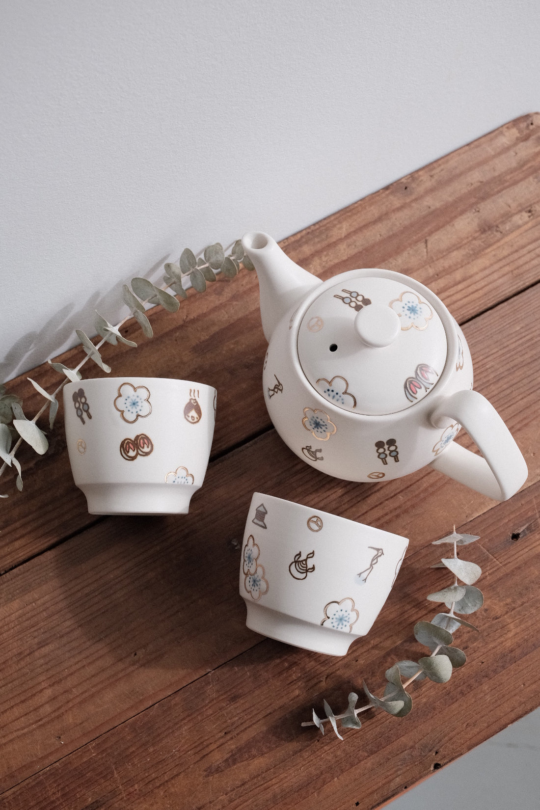 Tobe-ware Golden Ume Tea Cup & Teapot Collection