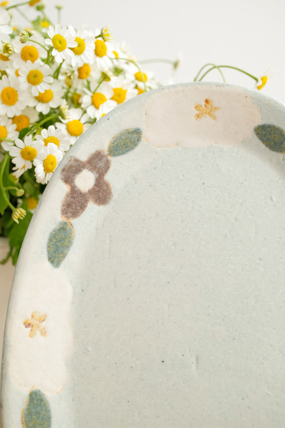 Makiko Okizawa 冲澤真纪子- Medium Oval Plate MA12