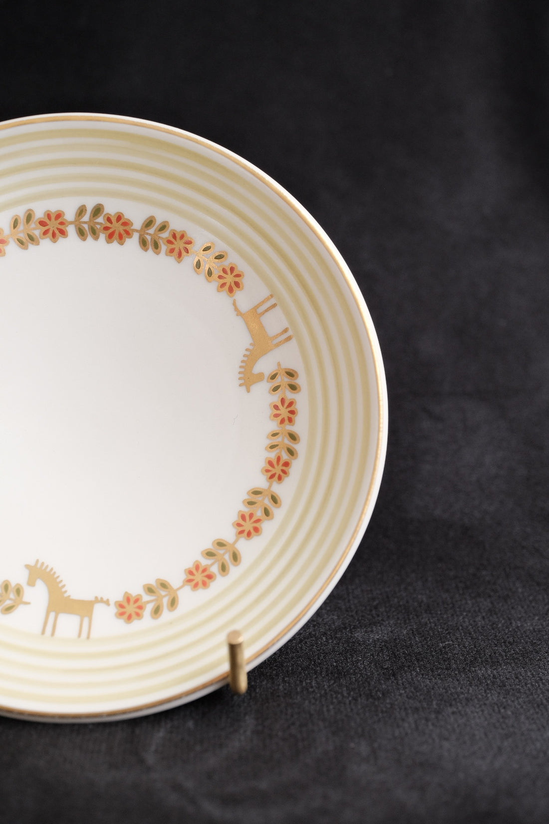 Natsumi Iino 飯野夏實 Gold Decor Small Plate - Horse NI005a