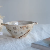 Akemi Suzuki 鈴木明美 - White Wall Double Handled Bowl AS09