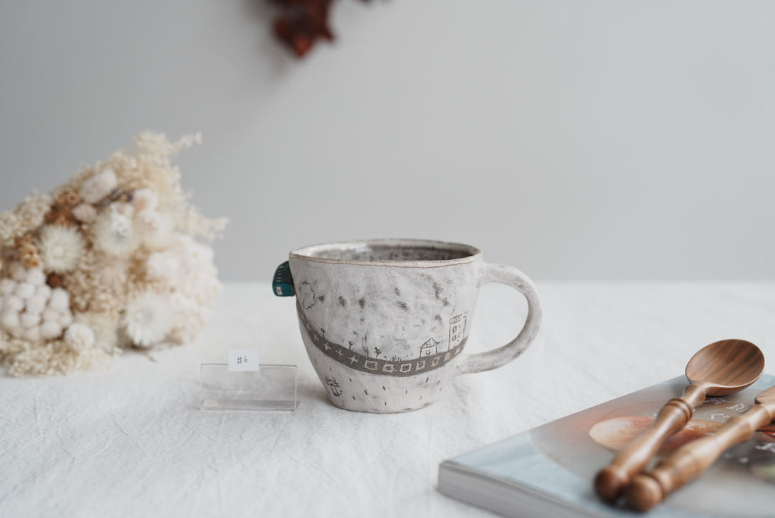 Akemi Suzuki 鈴木明美 - Road Collection Mug - Blue Car AS22