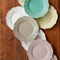 Atelier Gyuusha Medium Floral Shape Round Plate