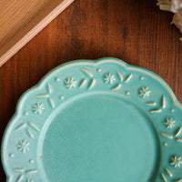 Atelier Gyuusha Medium Floral Shape Round Plate