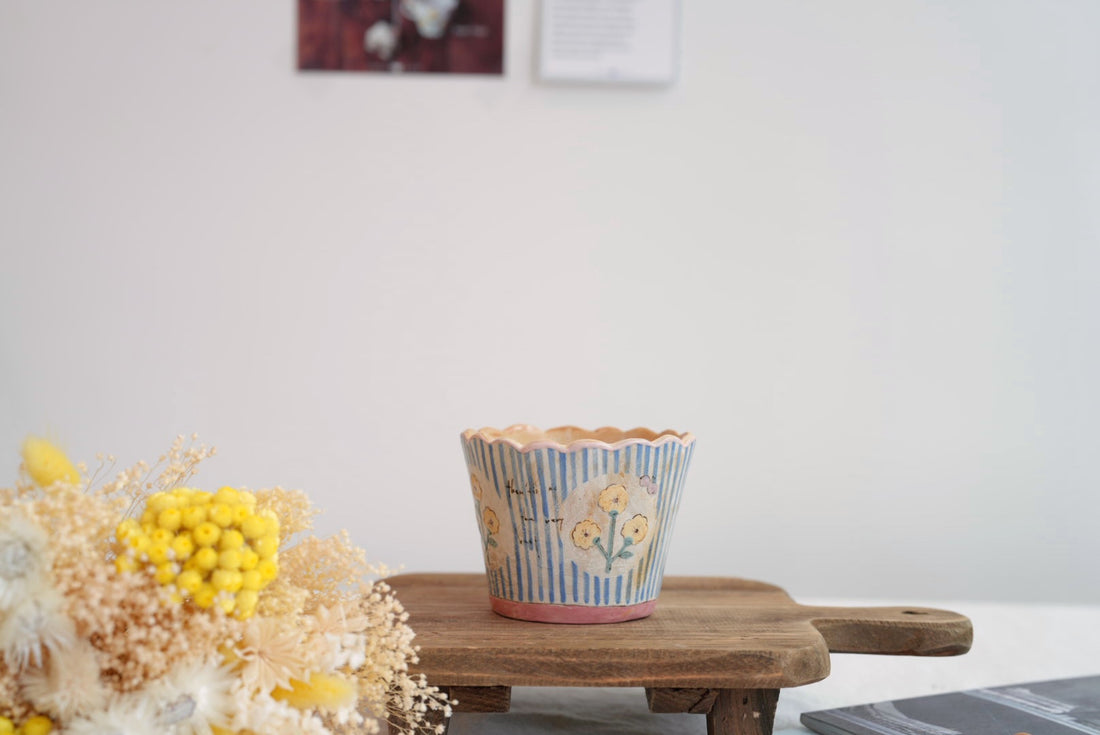 Cozy Nook - Patterned Free Cup with Line Details- CN16 #3