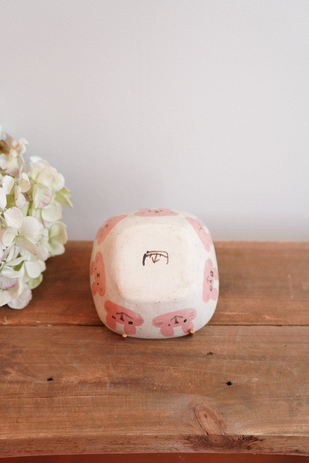 Tomotaro 岡村友太郎 - Rabbit Square Bowl