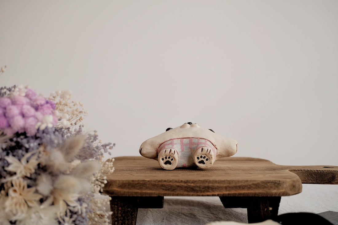 Harunyaaa 新矢春菜 - Flower Vase - Dog with Pink Check Shorts HY16-3