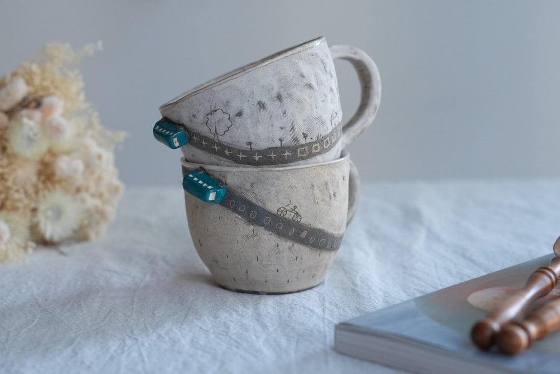 Akemi Suzuki 鈴木明美 - Road Collection Mug - Blue Car AS22