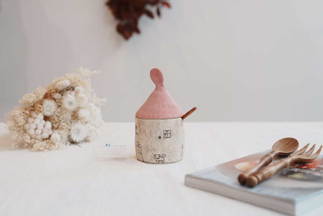 Akemi Suzuki 鈴木明美 - Pink Salt/Sugar Jar AS01b