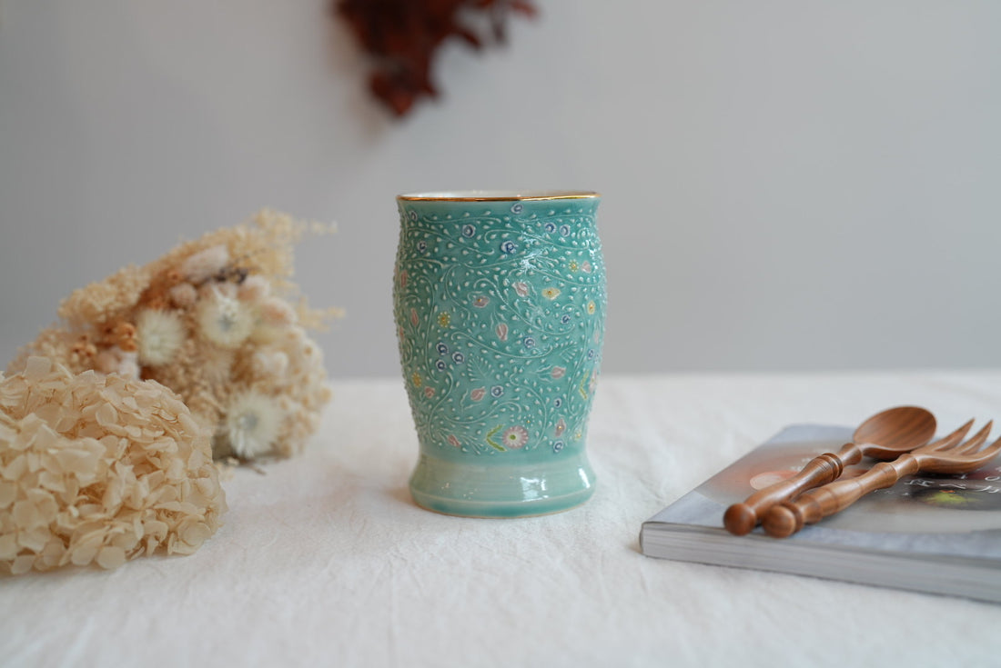 Kimiko Yamamoto 山本貴美子 - Large Vase KY07