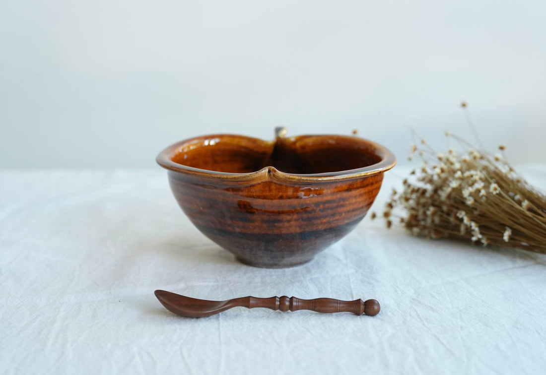 Hirokazu Furutani 古谷浩一 - Brown Apple Shaped 19cm Bowl HF05