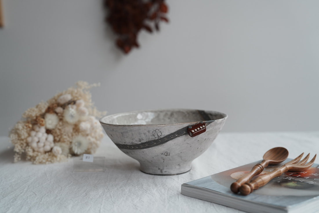 Akemi Suzuki 鈴木明美 - Red Car Ramen Bowl - 18cm AS14a