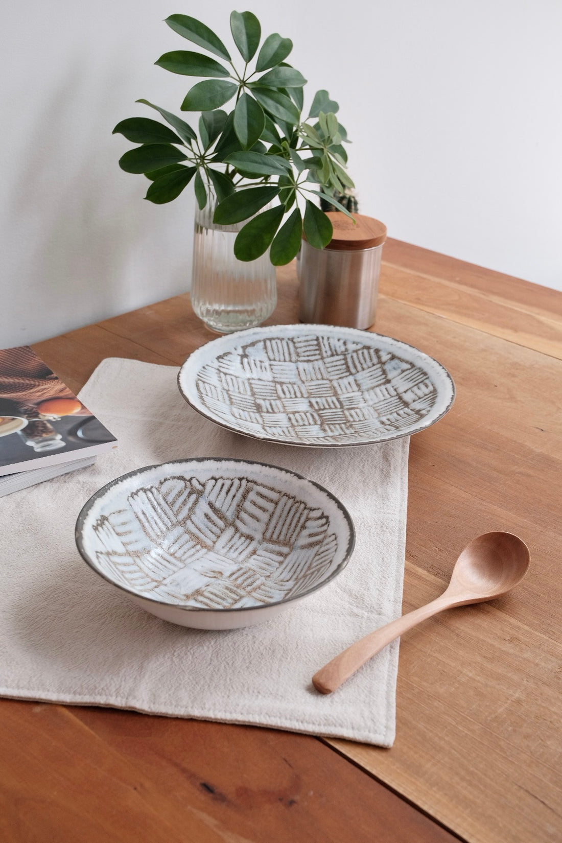 Mino Ware Elegant Hand-painted Collection