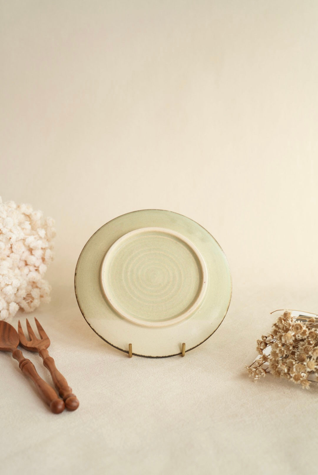 Makiko Sato 佐藤牧子 - Cat & Plant Round Plate MS02