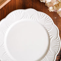 Atelier Gyuusha Large Floral Shape Round Plate