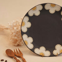 Kei Mitsumochi ミツ持啓 Round Plate - Black Flower KM06