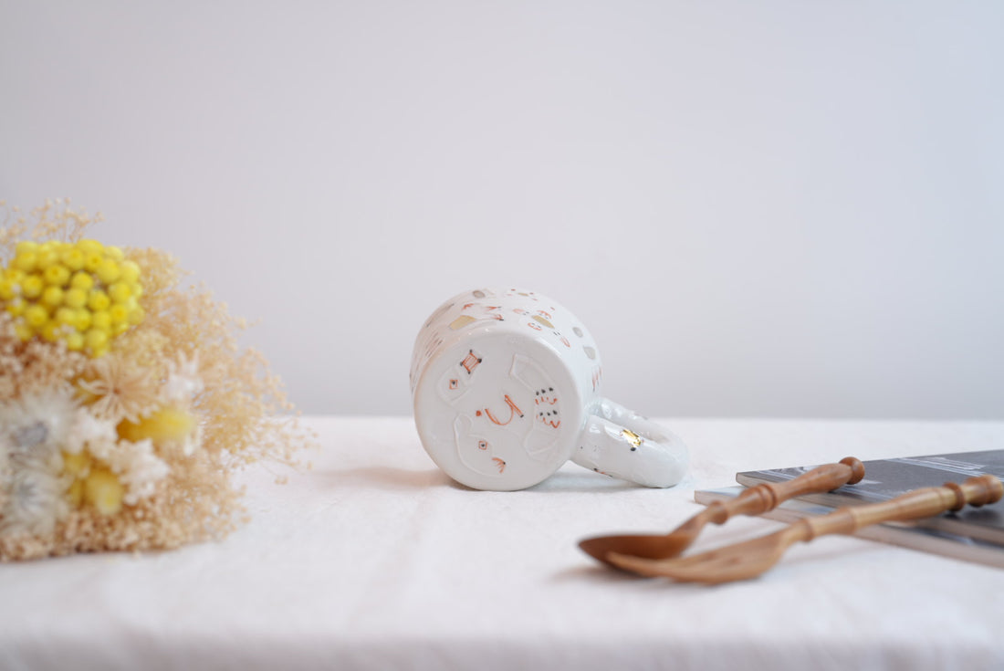 Hamasaka Naoko 浜坂尚子  Hand Painted Gold Deco Mug - HN08 #2