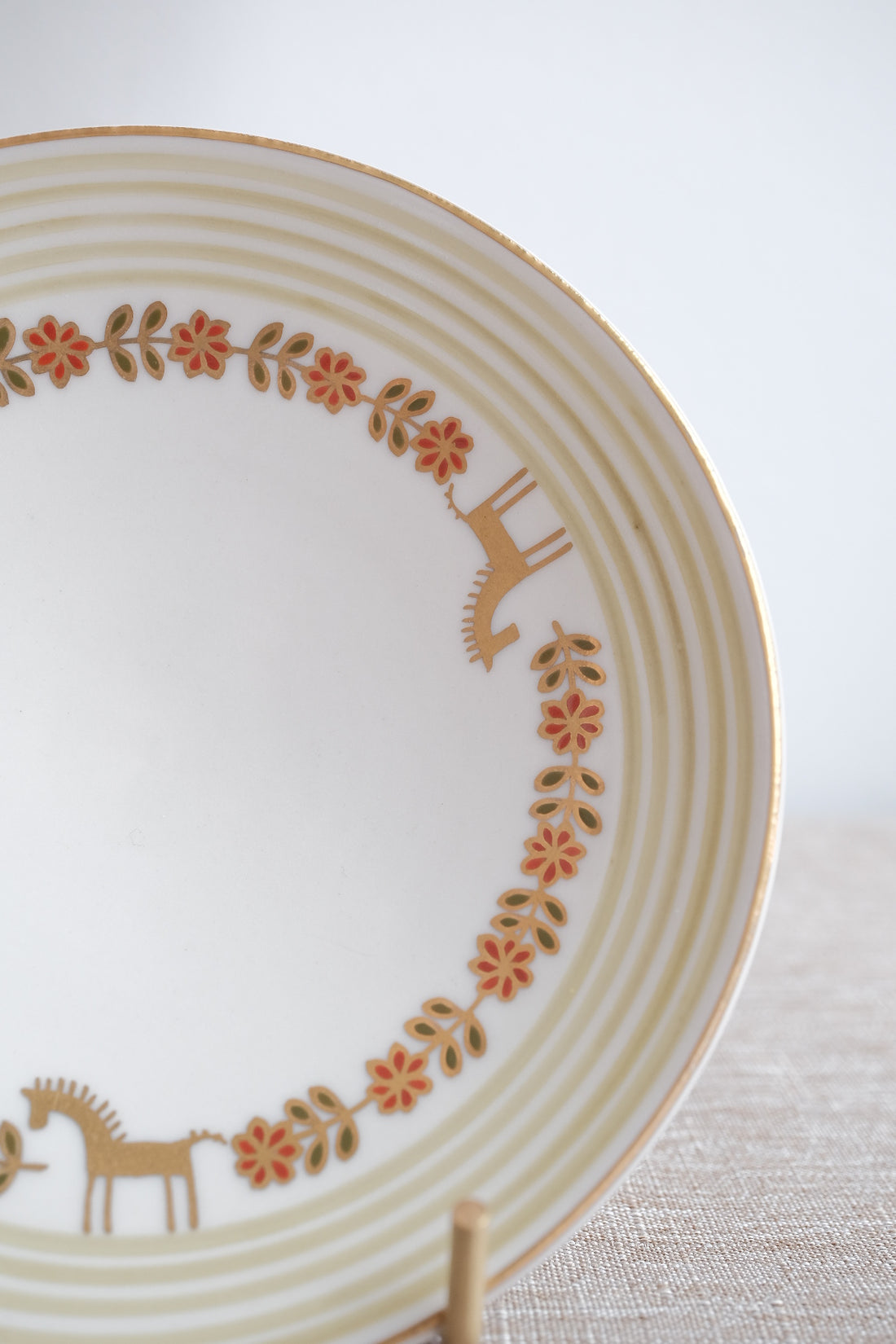 Natsumi Iino 飯野夏實 Gold Decor Small Plate - Horse NI005a