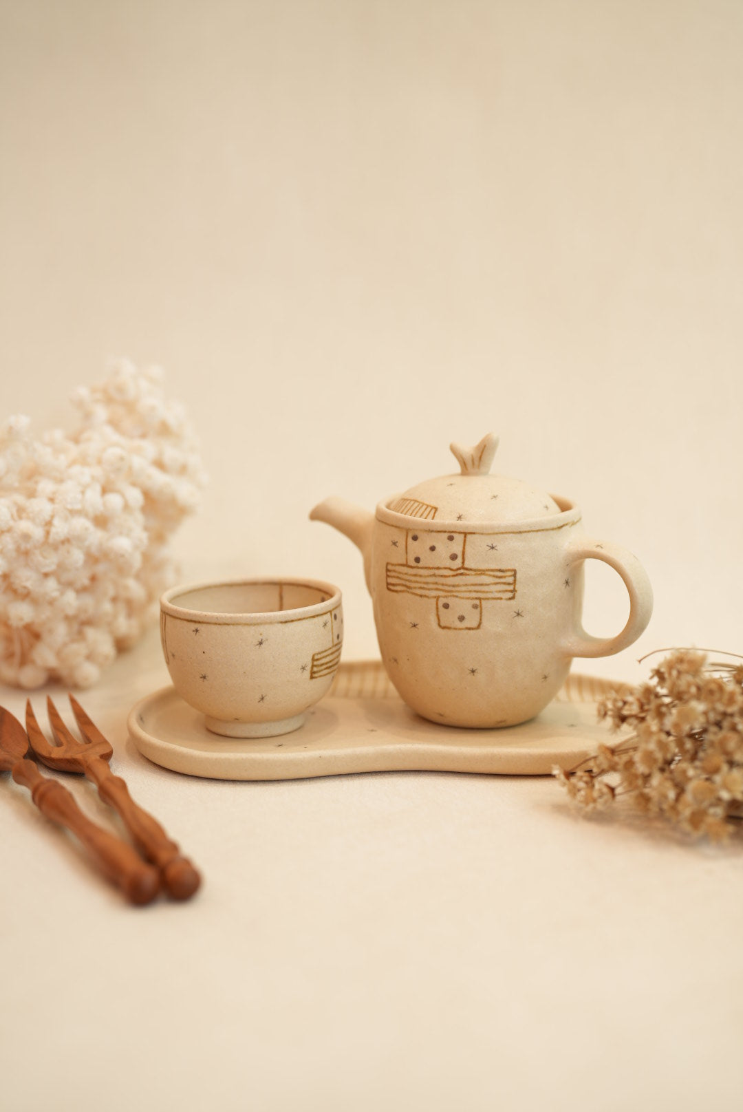 Chiho Yoshida 穗屋工房 Tea Pot - Line & Stars CY17