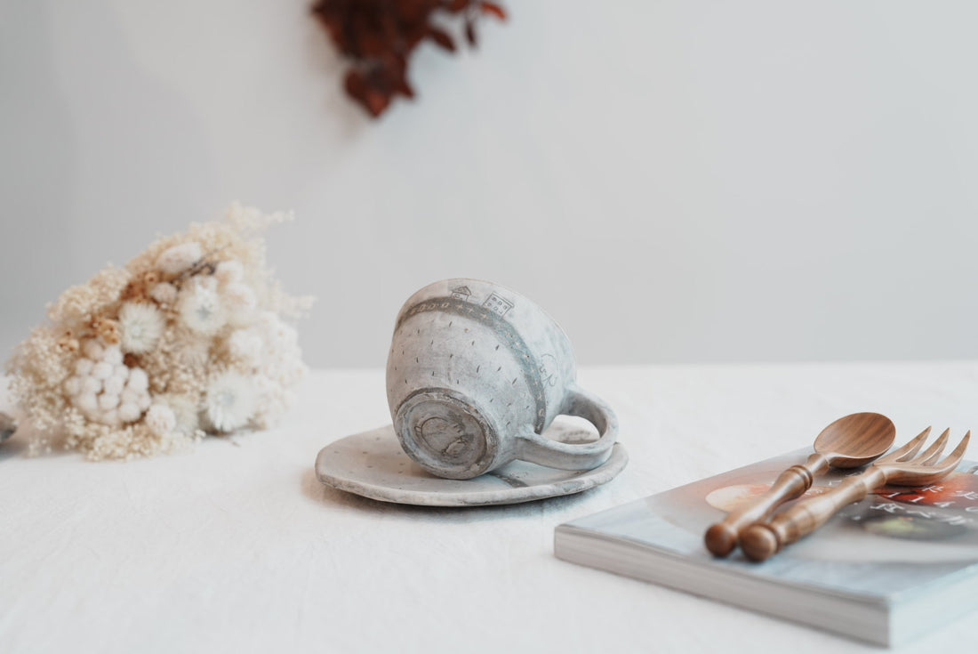 Akemi Suzuki 鈴木明美 - Road Collection Mug with Saucer AS11