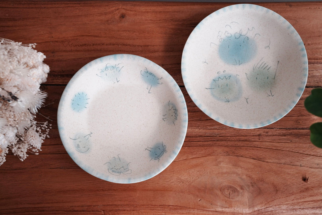 Zing Studio Hand-made Round Plate - Tiny Face