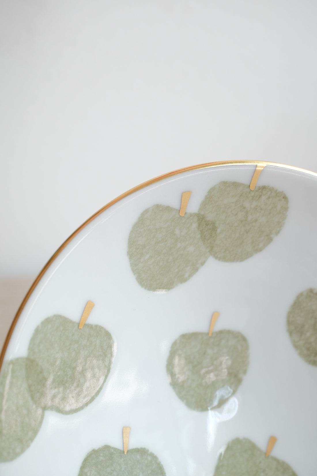 Natsumi Iino 飯野夏實 Small Plate - Apple NI001