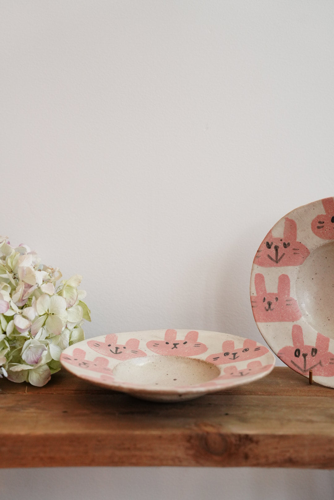 Tomotaro 岡村友太郎 - Rabbit Salad Bowl