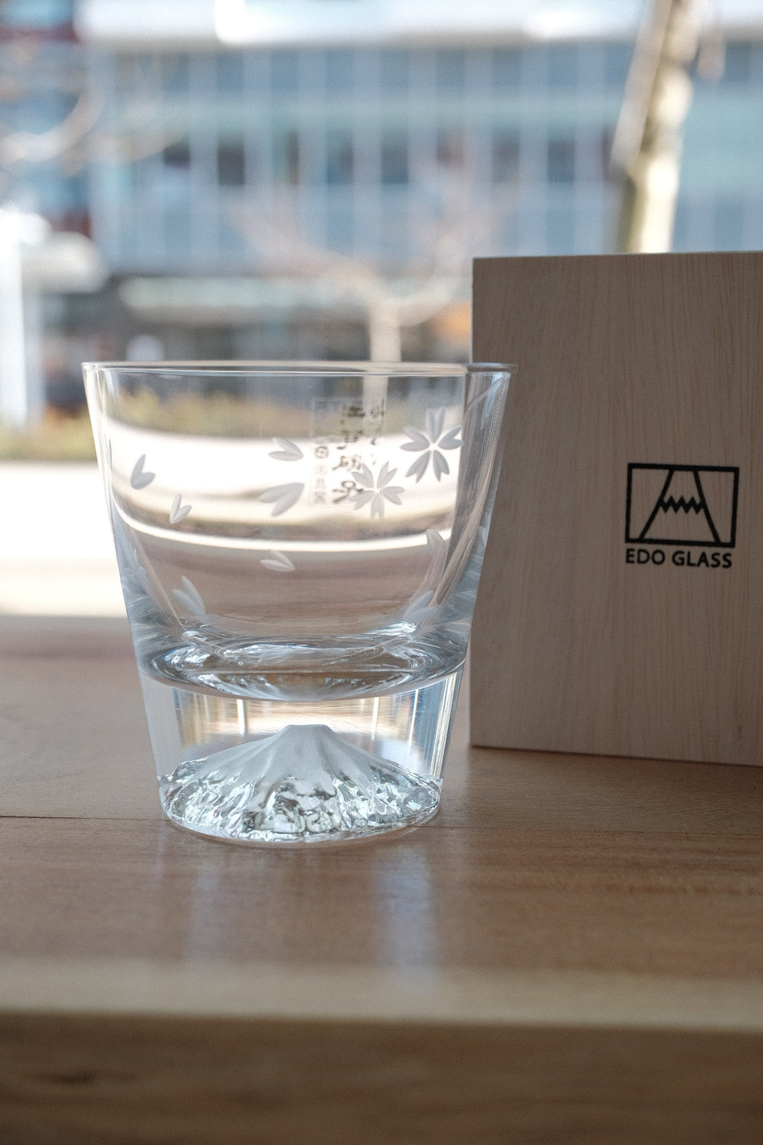 Edo Glass Mt. Fuji Glass Tumbler with Sakura Petal - Large 280ml