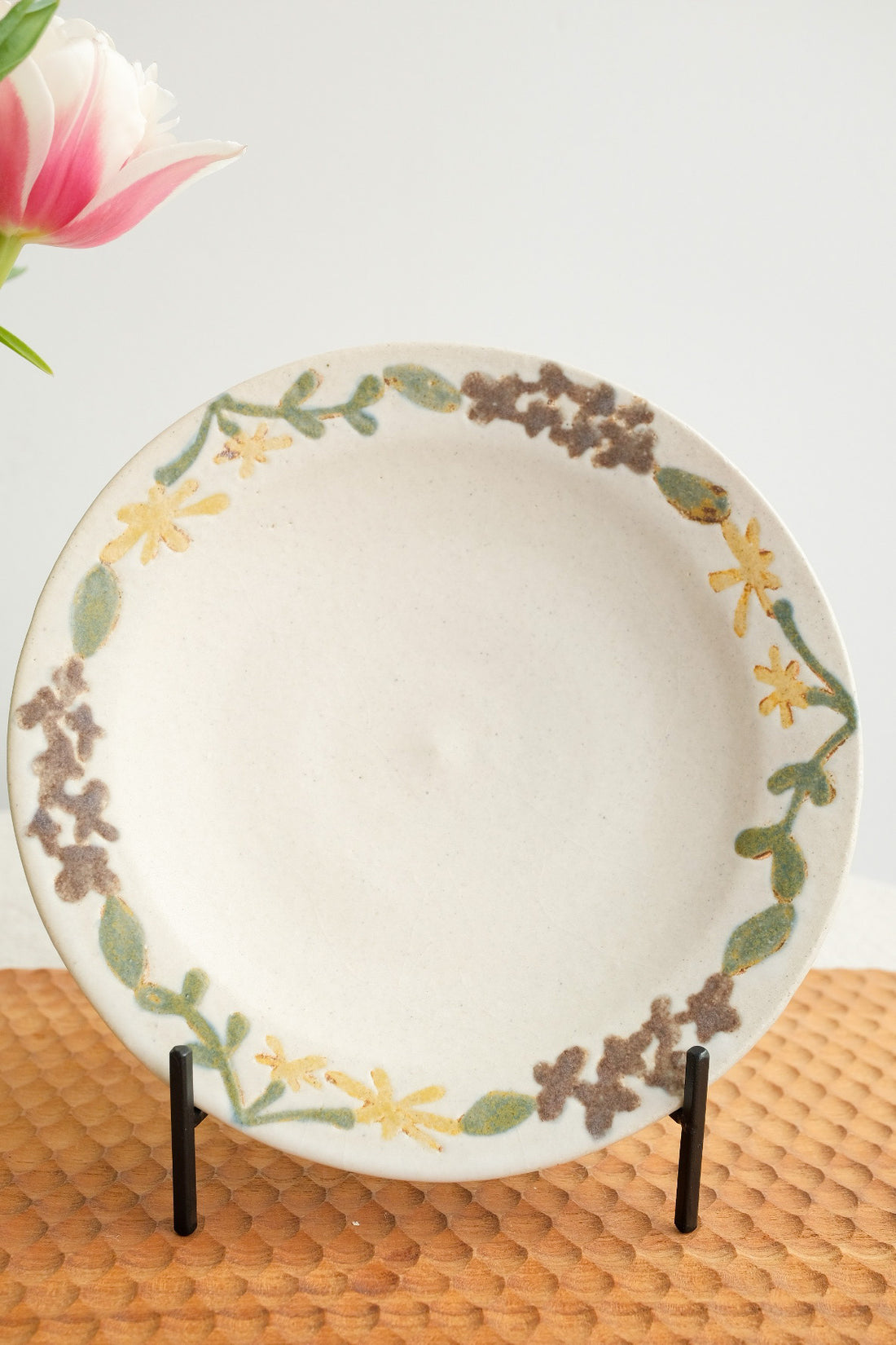 Makiko Okizawa 冲澤真纪子- Medium Saucer MA10