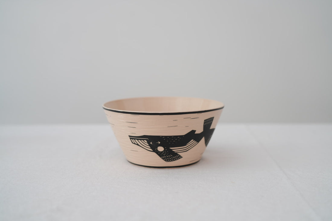 Shirogarasu Studio Humpback Whale Large Bowl
