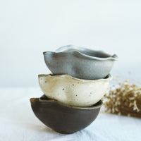 Hirokazu Furutani 古谷浩一 - Dark Brown Apple Shaped 14cm Bowl HF06