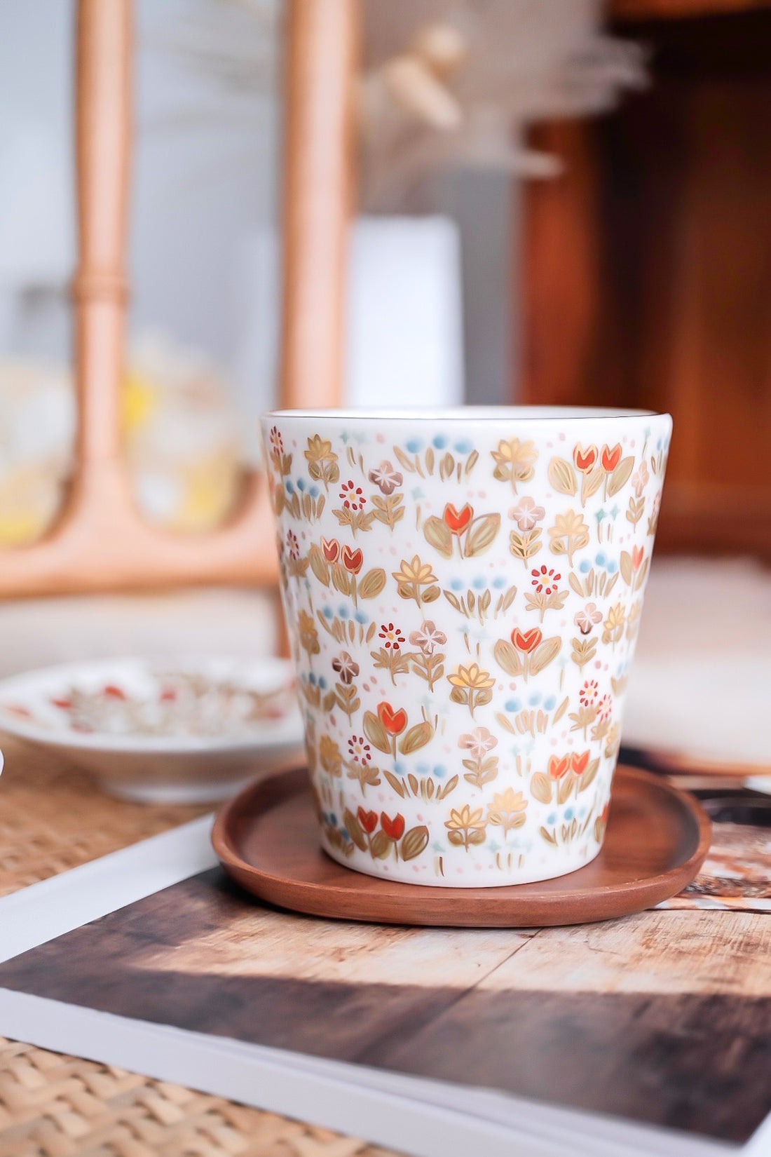 Natsumi Iino 飯野夏實 Free Cup - Golden Floral NI017